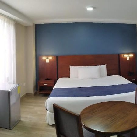 Hotel San Agustin Plaza Latacunga Exteriör bild