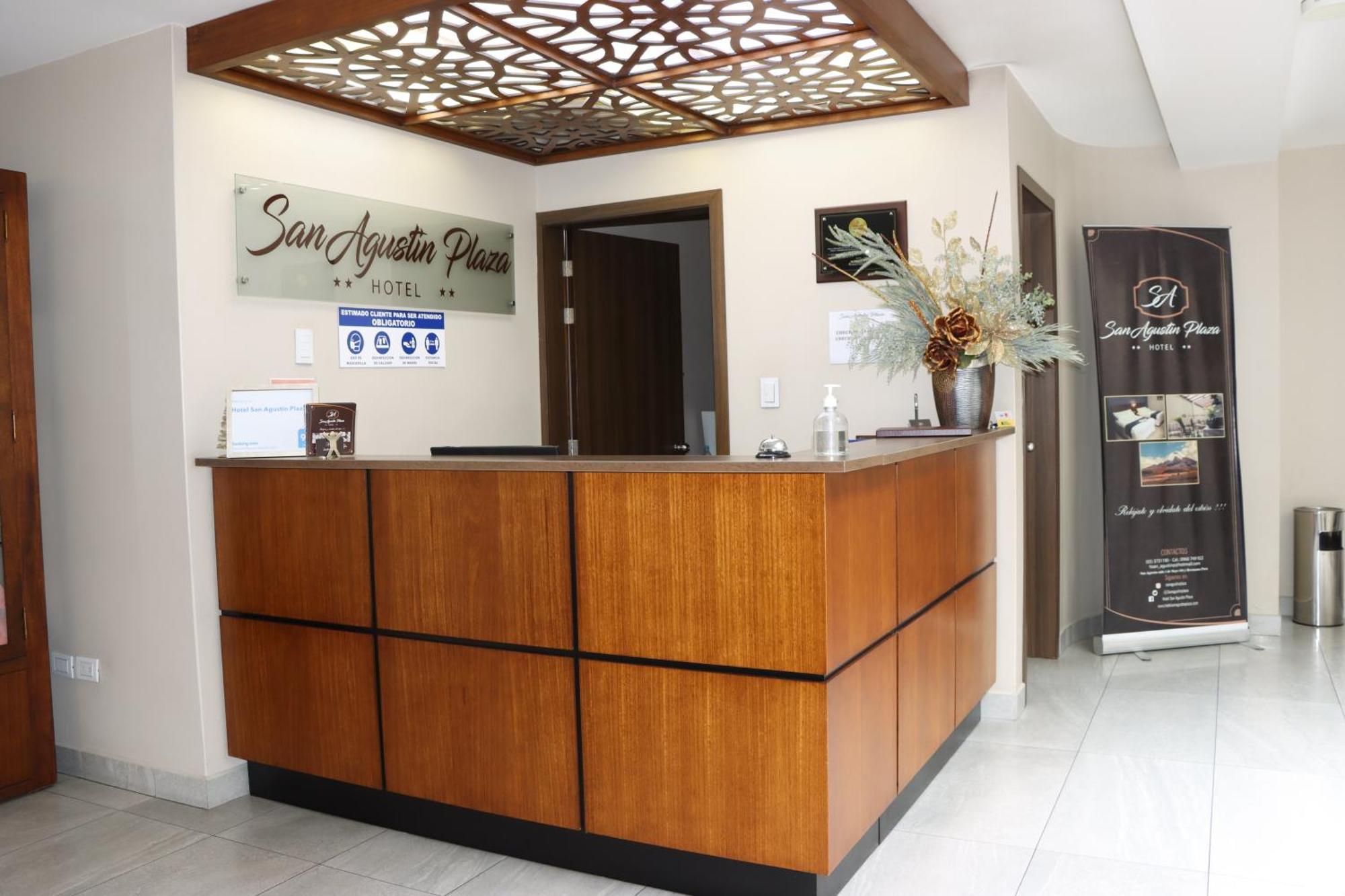 Hotel San Agustin Plaza Latacunga Exteriör bild