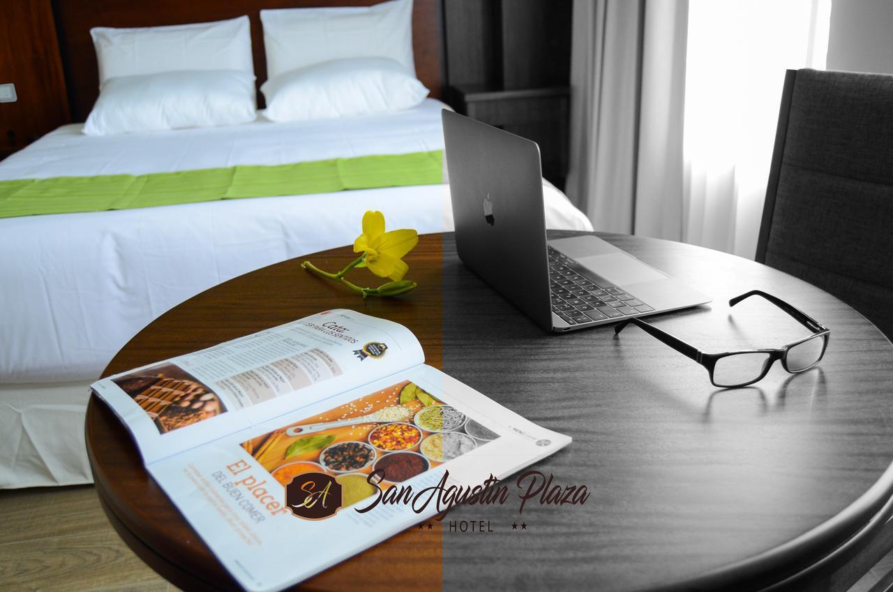 Hotel San Agustin Plaza Latacunga Exteriör bild