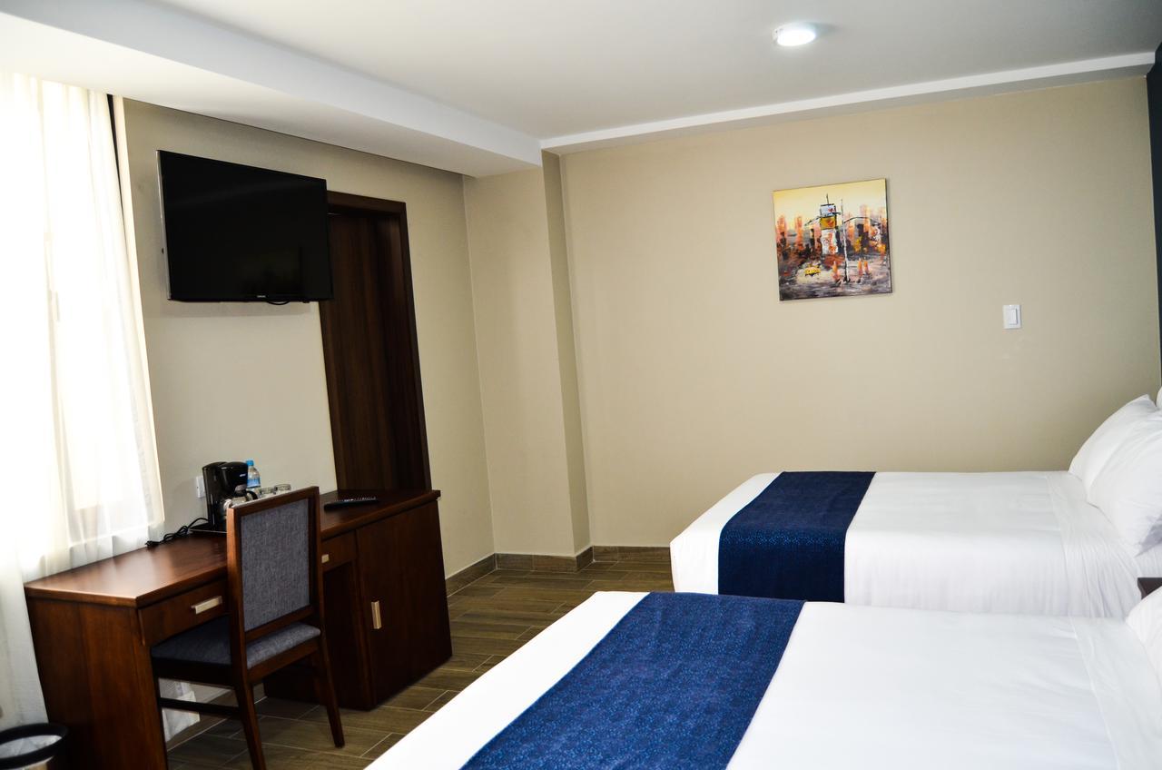 Hotel San Agustin Plaza Latacunga Exteriör bild
