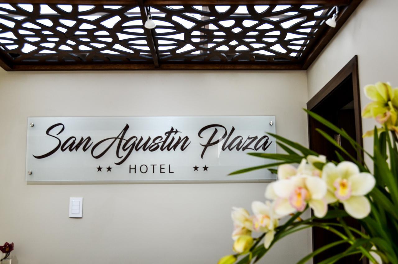 Hotel San Agustin Plaza Latacunga Exteriör bild